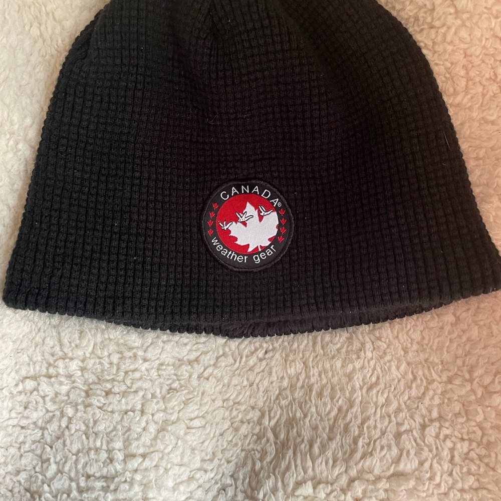 Canada Weather Gear Black Beanie